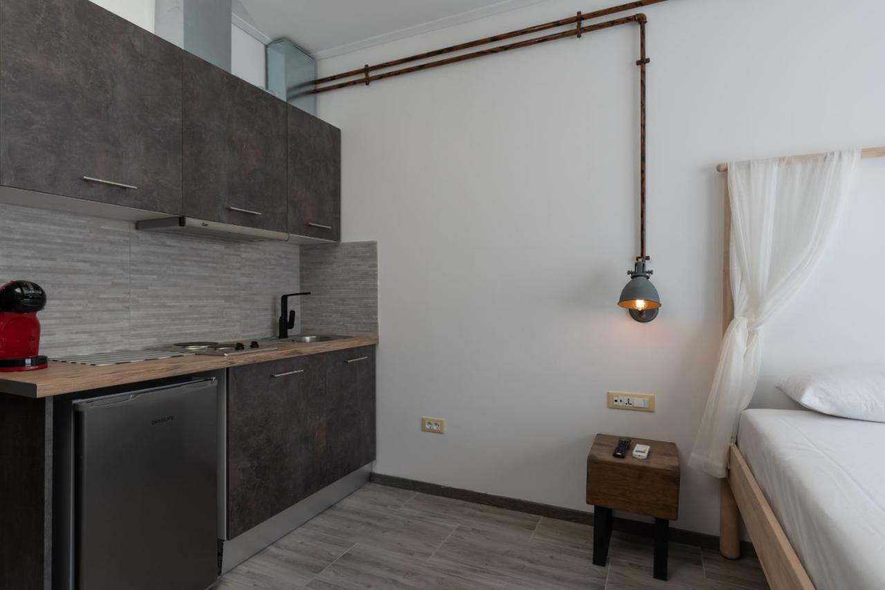 Superb Industrial Style Lodge Heart Of Athen Exterior foto